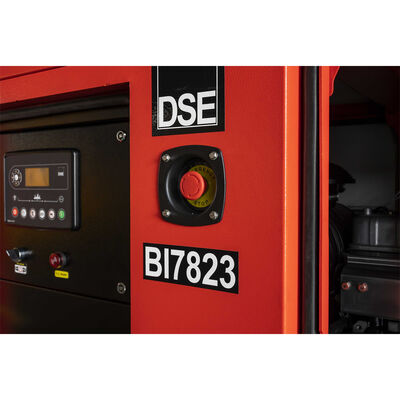 الكهرباء المبردة بالماء 160kw 200kva مغلقة عازلة للصوت غينست الديزل مع محرك YTO 50hz نوع صامت ثلاثي المراحل